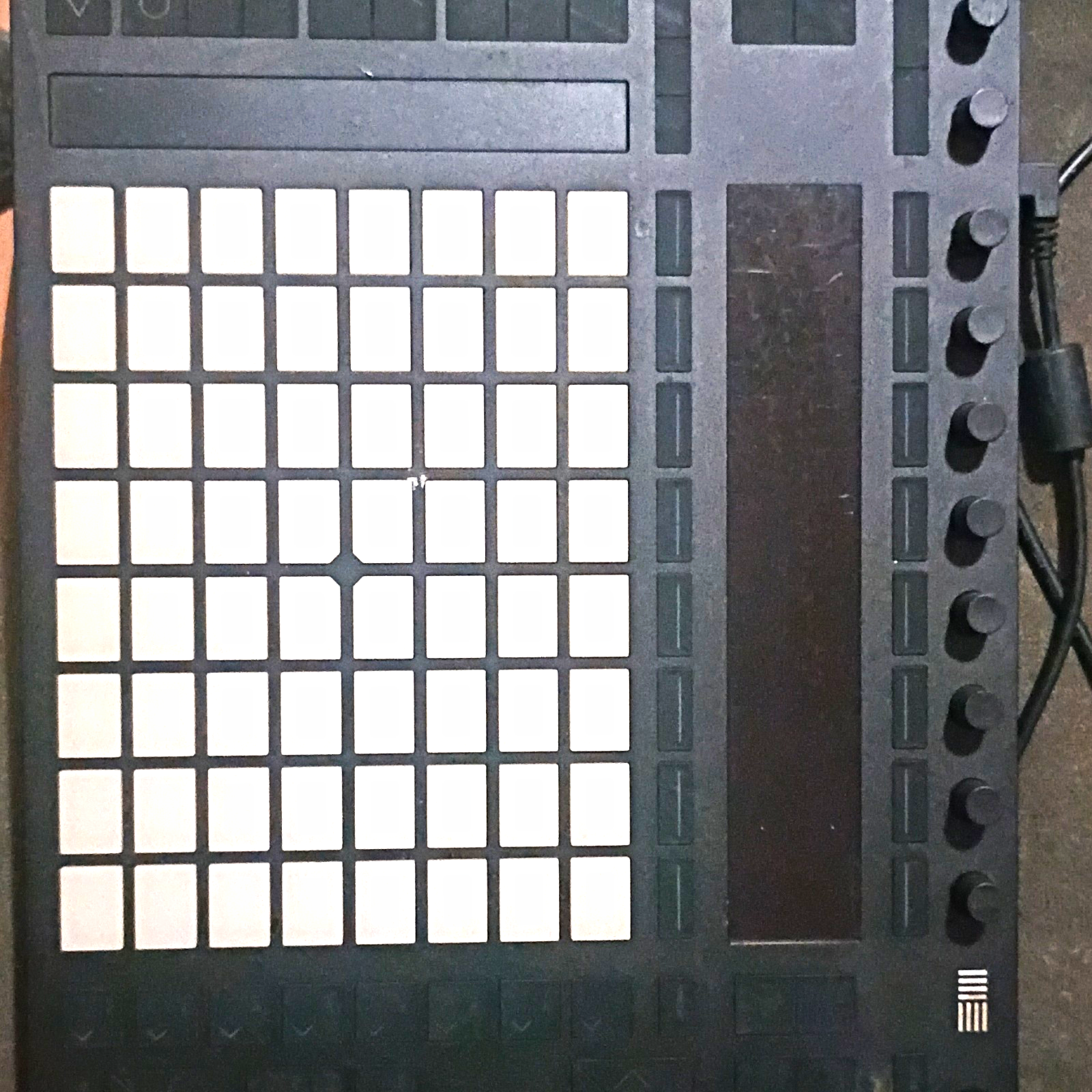 Ableton Push Pad Controller 64 Pads, Display Screen, Rotary Encoders, USB.