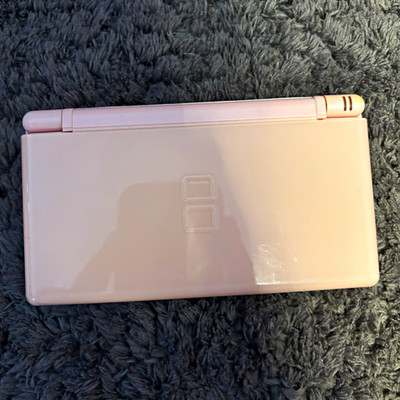 Nintendo DS Lite Handheld-System rosa PAL (USG-001) Touchscreen inkl. Tasche