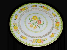 2 Mikasa Japan #L1001 Fine Porcelain TRIANON 10-1/2" Dinner Plates_ TWO  (11E)
