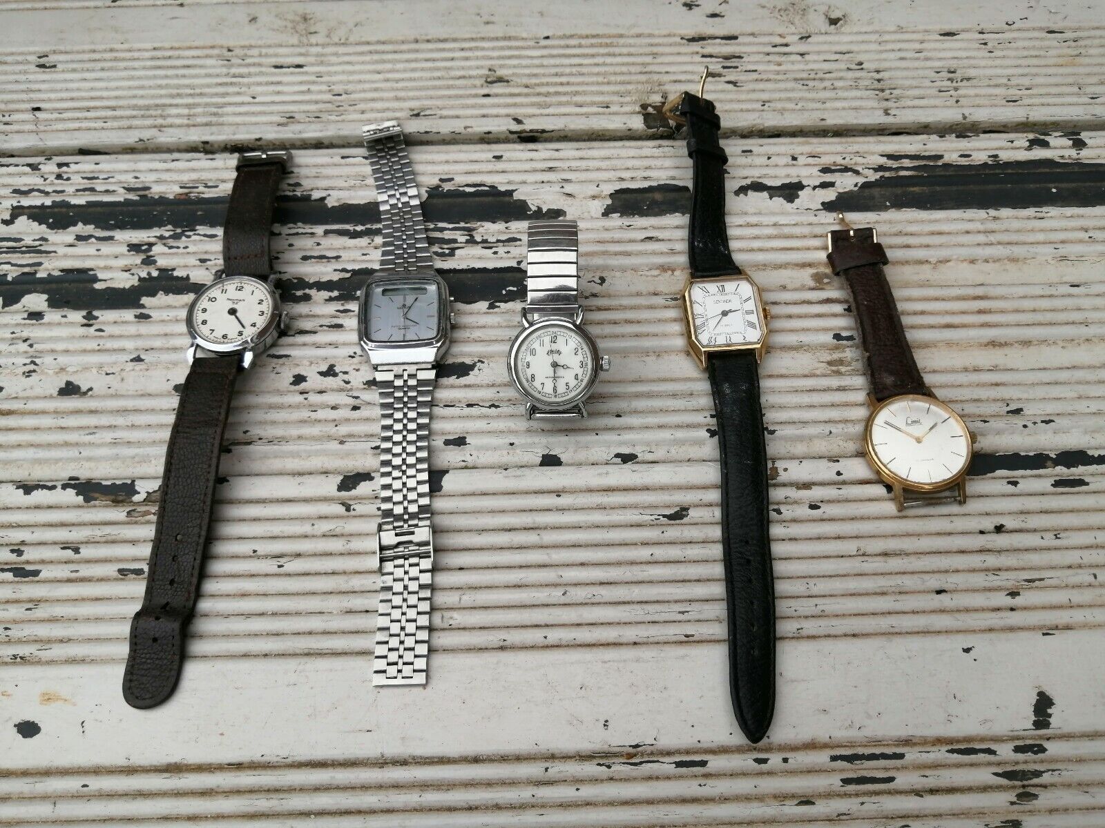 Joblot Vintage Wristwatches - Majority Mechanical - Spares Or Repairs