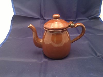 Vintage Enamelware Teapot W/ Hinged Lid Light Brown Tall Very NICE 