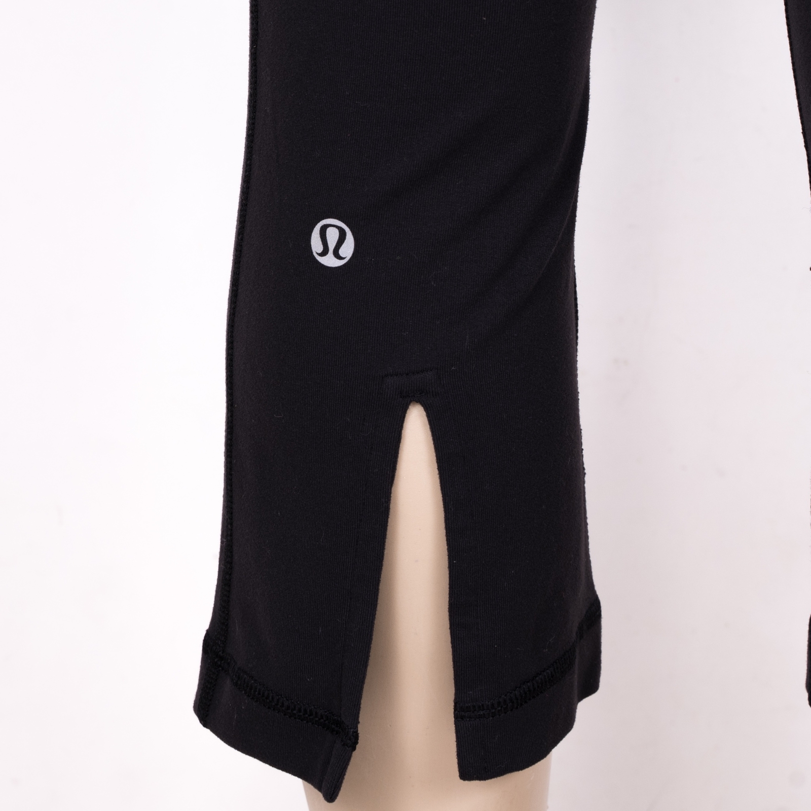 Lululemon Black Microfiber Basic Thick waistband … - image 5