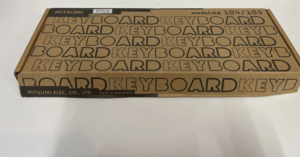 Vintage PC White Keyboard QWERTY Mitsumi KFK-EA4XA Wired PS/2 & AT 5 Pin Din USE - Image 2 of 4