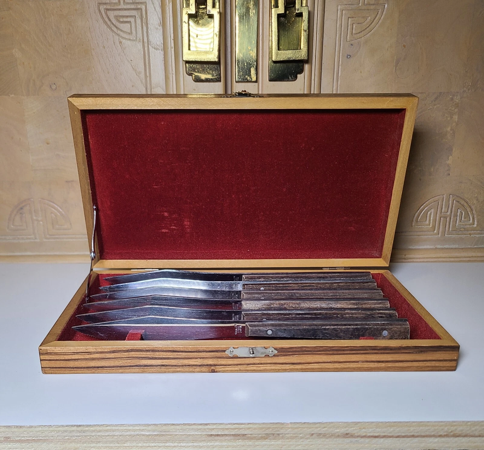 Vintage Set Of 6 Knives Made In Japan Stainless Steel Wood Handle #3
Opens in a new window or tab