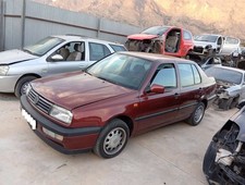 Lève vitre Volkswagen VENTO