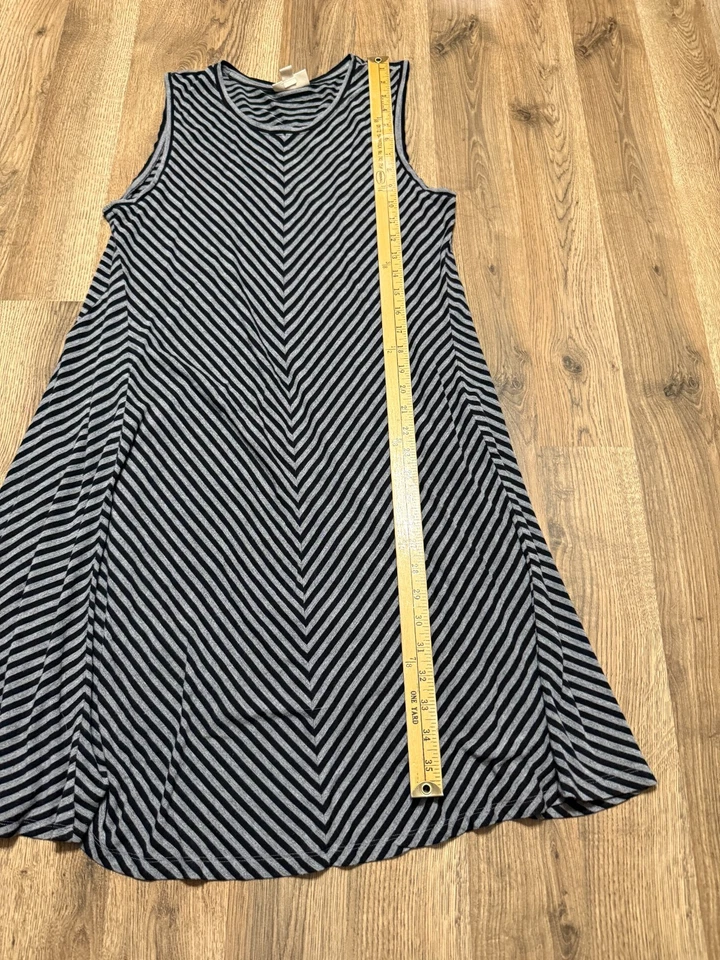 Style & Co. Vestido, para mujer talla grande, gris negro, rayas, vestido sin mangas Foto 4 de 4