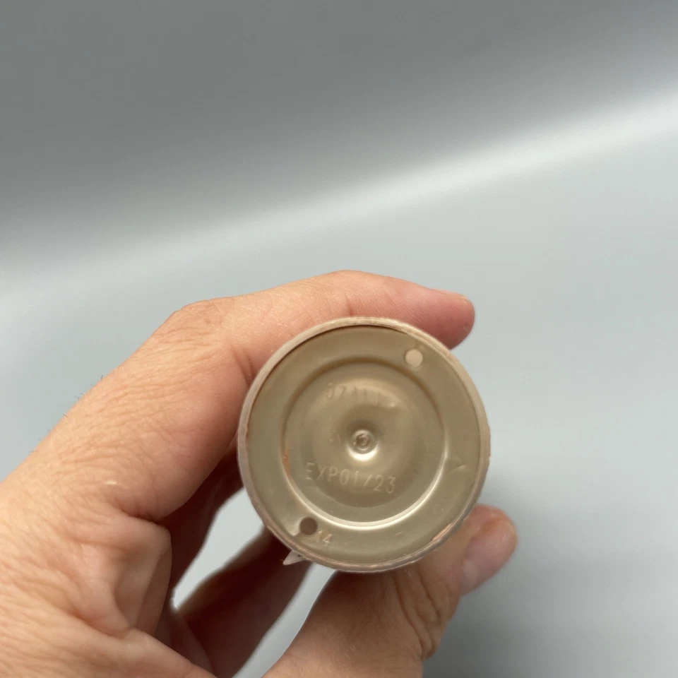 New Neutrogena Healthy Skin Enhancer Sunscreen SPF 20 - 1 oz Ivory to Fair 10 - Image 4 of 4