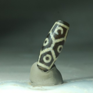 Tibetan Old Dzi Agate Bead "Tortoise Back & 9Eyed"Amulet Pendant from Tibet45770