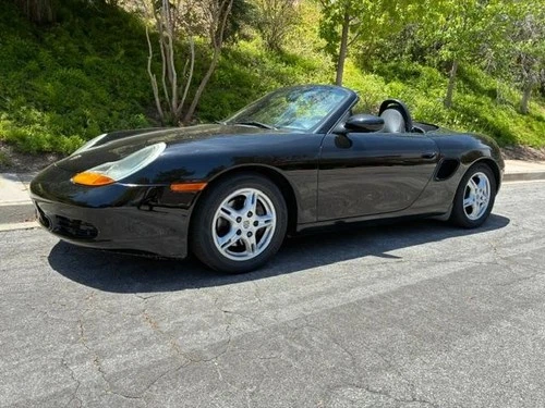 2000 Porsche Boxster Image 1 of 4