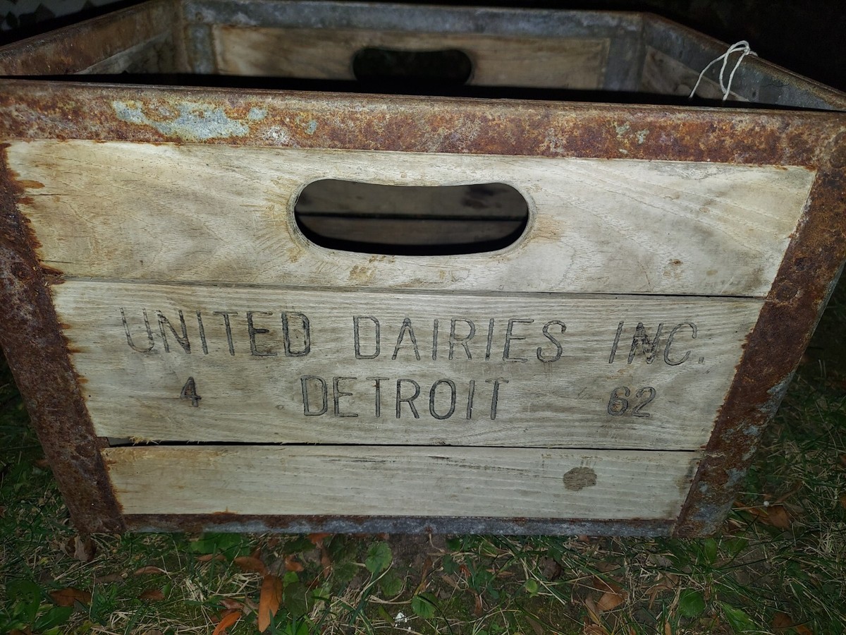 UNITED DAIRIES UD012 “an afflicted” United Dairies Inc. DETROIT Milk Crate 1962 Vintage | eBay
