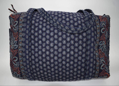 Vera Bradley Large Duffel Bag in Vintage "Classic Navy -1998" Pattern - Picture 10 of 13