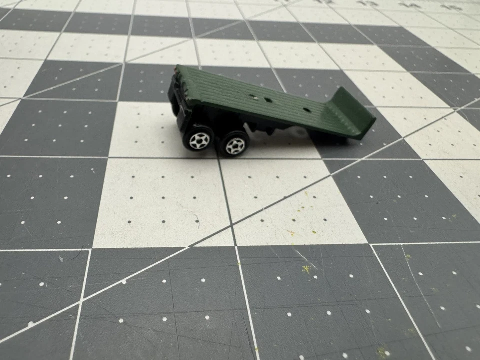 Micro Machines Military Listing, Galoob, RARE Vintage Trailer Read Description - Image 3 of 4