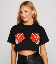 Windsor Bones N' Roses Graphic Tee in Black and Red Size M New With Tags