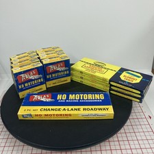 Aurora Model Motoring Lot Blowout Track Pier Extensions, Change A Lane Roadway  