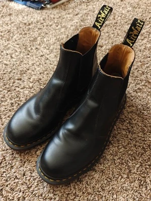 Dr Martens MILTON Black Leather Chelsea Slip On Ankle Boots Mens 9 Womens 10 Dr. Martens 2976 Slip-Resistant Boot Chelsea Boot - Black  main image 2