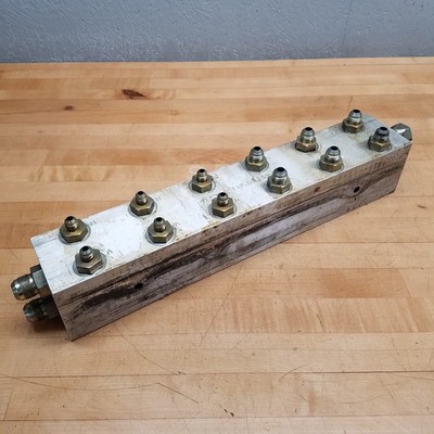 Vector Engineering VM05-P-6-3-3-1 Manifold Block, 19 3/4'' x 3 1/2'' x 3 1/2''