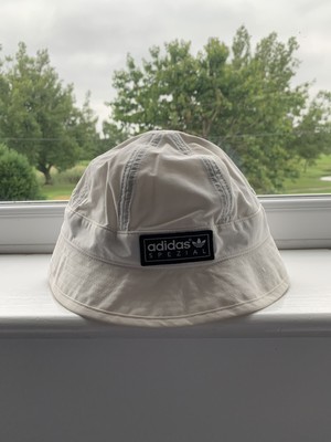 adidas spezial box cap