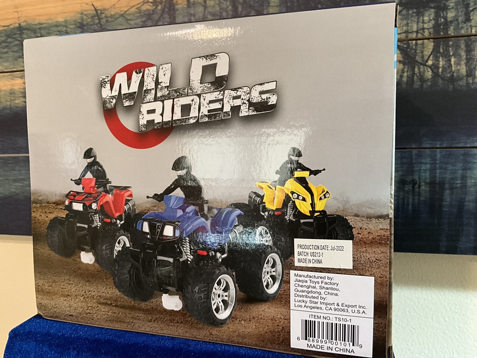 Radio Control Toys 4 Wheeler 360 Degree Spins, 1 Yellow Brand New Toy  Ages 3 Up