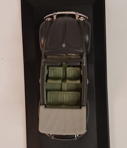 Corgi Volkswagon VW Beetle Carbriolet Diecast Vanguards 1:43 Good Condition - Picture 7 of 14