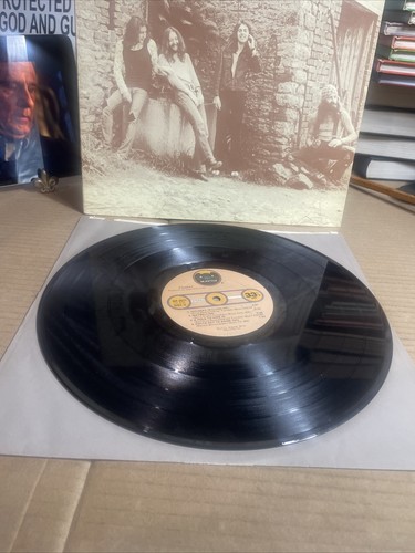 Foghat Self Titled Very Good+ Vinyl LP Record Album Bearsville BR 2077 - Picture 2 of 11