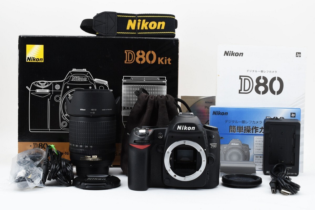 Nikon Digital Single Lens Reflex Camera D80 Kit Af-S Dx Zoom  