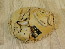 WILSON A9880 Softball Catcher Mitt Glove Made In USA Brown Pro-Toe Grip-Tite RHT