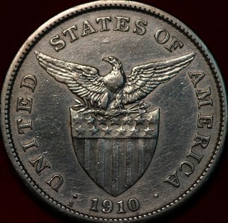 1910 S Philippines One Peso Silver Foreign Coin