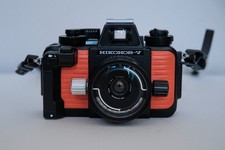 Nikon Nikonos V Orange Underwater Film Camera 28mm f3.5 MINT CONDITION