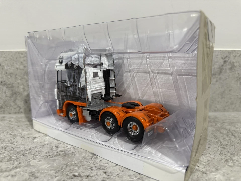 Corgi - DAF XF 105 Tractor Unit - Maxwell Freight - 1:50 - CP14117 - Mint/New - Image 3 of 4