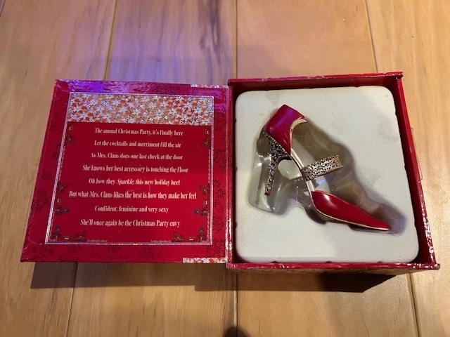 Just the Right Shoe Willitts Collectible Sculptures & Figurines