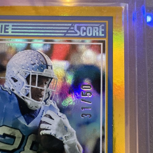 OMARION HAMPTON Chargers 2025 Score /50 Football Gold Zone AUTO # 31/50 - Bild 2 von 3