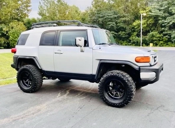 2007 Toyota FJ Cruiser  - Image 3 of 4