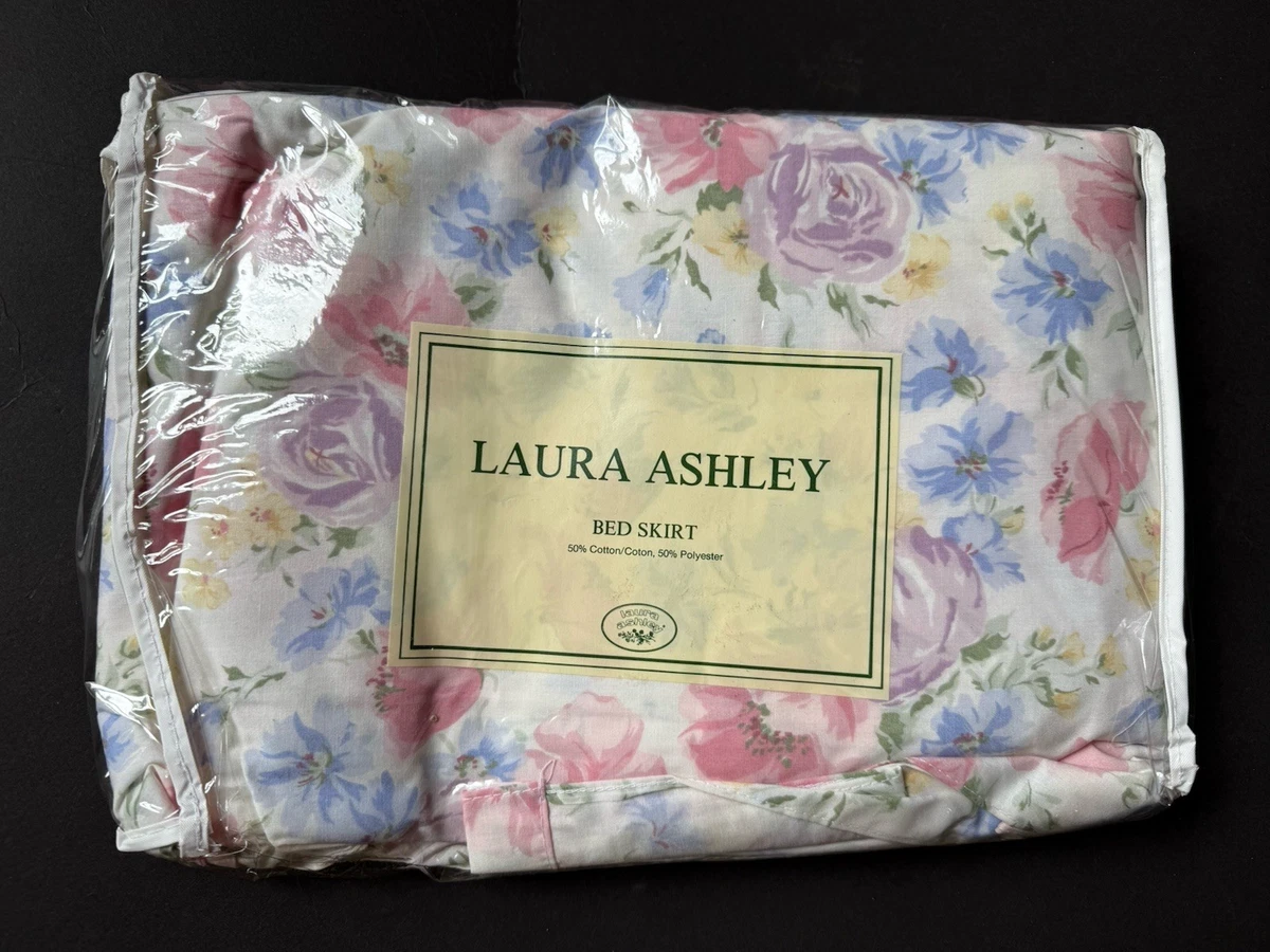 Laura Ashley Home - Jupe de lit à volants en coton, style léger et classique - Bleu foncé, lit king-size