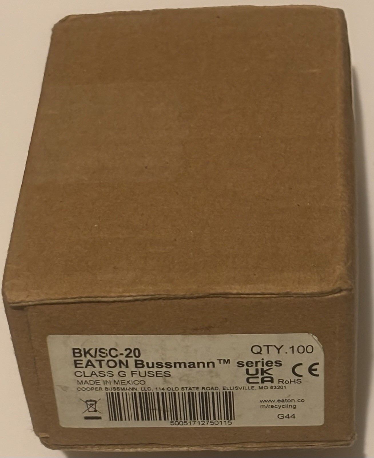 100 piezas. Fusible BUSSMANN: Clase G, Serie SC, Time-Delay, 20 A, 600 V CA.