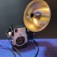 Vintage Kodak Brownie Bulls-Eye 620 Film Camera Shutter Works USA