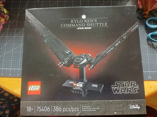 Lego Star Wars Set #75406 Kylo Ren’s Command Shuttle - New in Box
