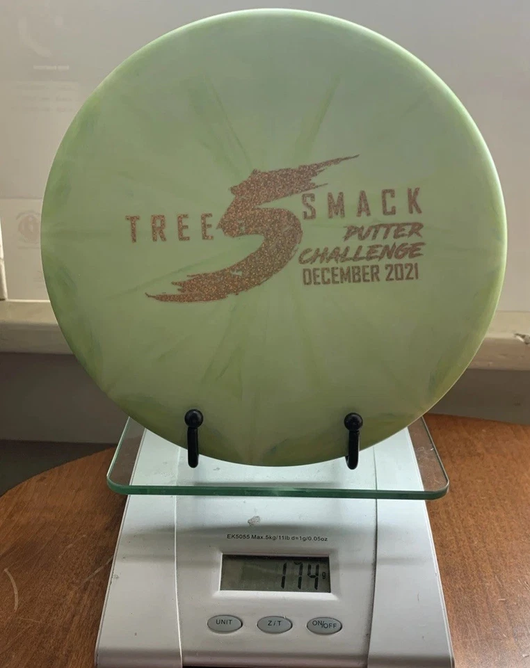 Westside Discs Crown Putter Green With Gold Foil 174 Grams - Image 3 of 4