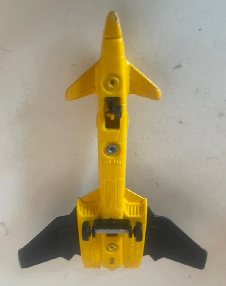 2011 Mattel Matchbox Twin Blast Diecast Jet Airplane Aircraft  - Image 4 of 4
