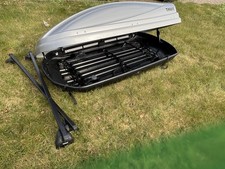 Thule Roofbox with Roof Rail System