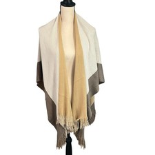 Croft  Barrow Wmns Tri Color Fringe Shawl Cape Sz One Size Transitional Weather