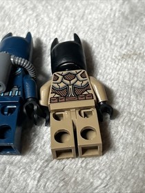 LEGO DC Super Heroes Desert Batman Minifigure From Set 76056 sh288 And Scuba