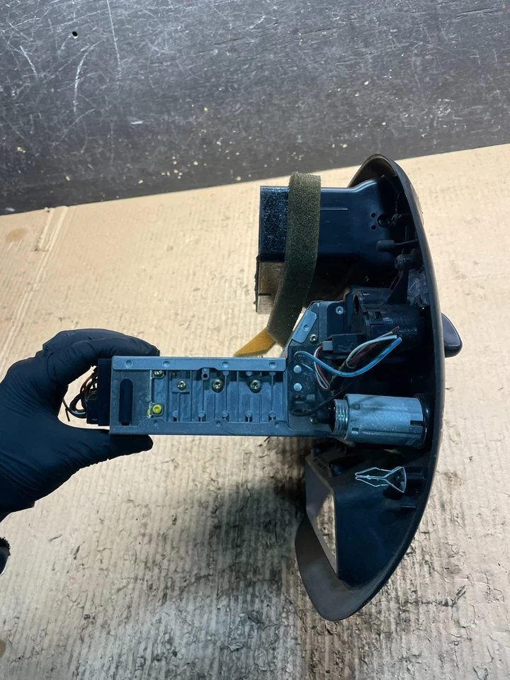 1997 to 2003 Ford F150 Ranger AM FM Radio Stereo Receiver Bezel OEM V5349 DG - Image 4 of 4