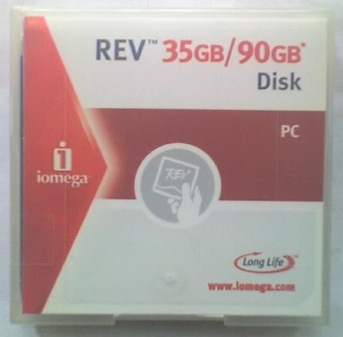 IOMEGA REV 35Gb DISK in Plastic Case , PC Formatted - (New & Sealed) - B