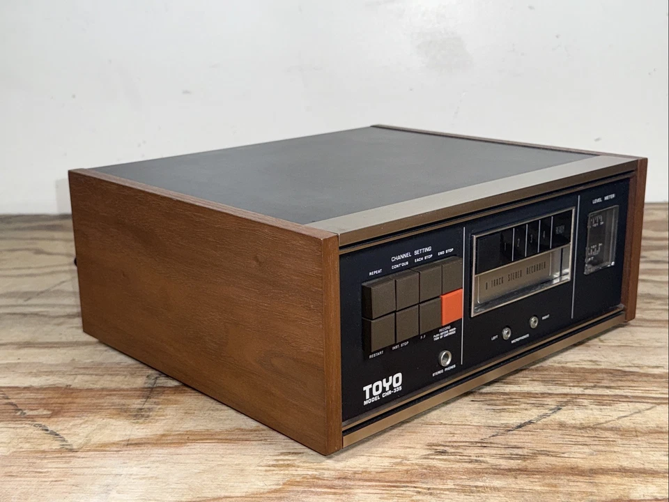 Grabadora estéreo vintage TOYO 8 pistas modelo CHR-335 Foto 2 de 4