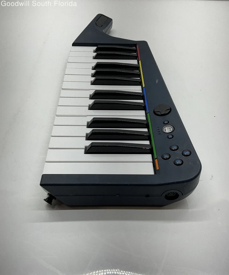 Harmonix Mad Catz 96161 Rockband 3 25-Keys Wireless Keyboard For Wii And Wii U - Image 2 of 4