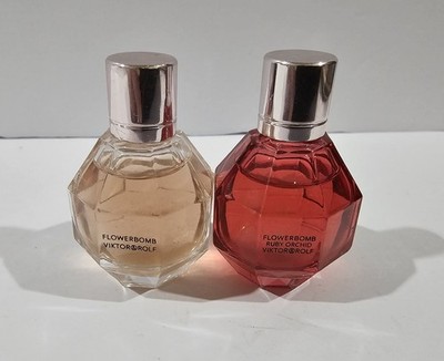 Viktor & Rolf FlowerBomb Mini Perfume Gift Travel Set ~ .24 oz each.