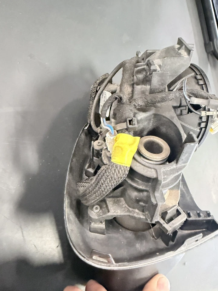 Espejo retrovisor derecho pasajero Volvo XC60 OEM 31424834 2018+ Foto 2 de 4