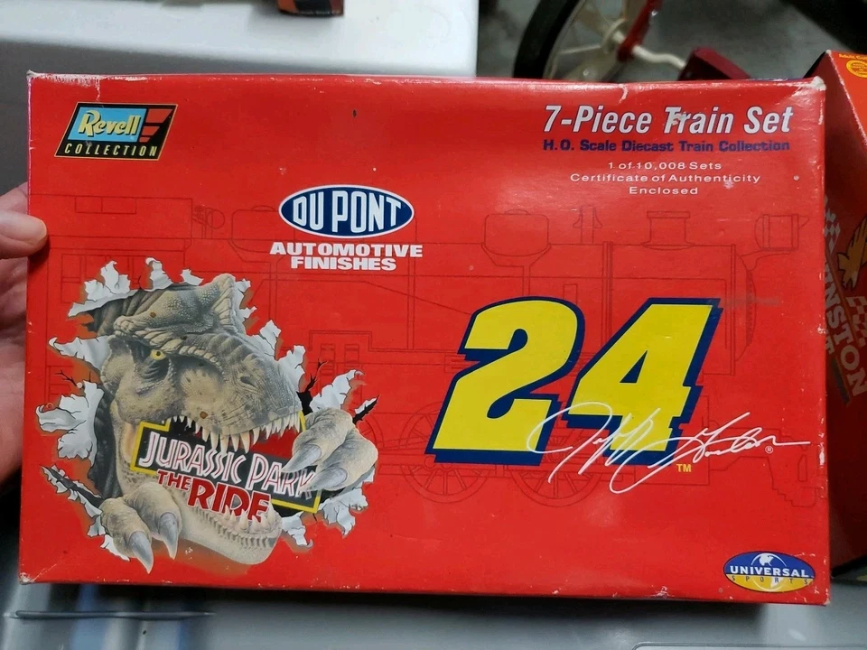 LOTE JEFF GORDON PARQUE JURÁSICO 1997 1/16 BANCO BOMBA DE GAS, PIT WAGON Y JUEGO DE TREN DE 7 piezas Foto 4 de 4