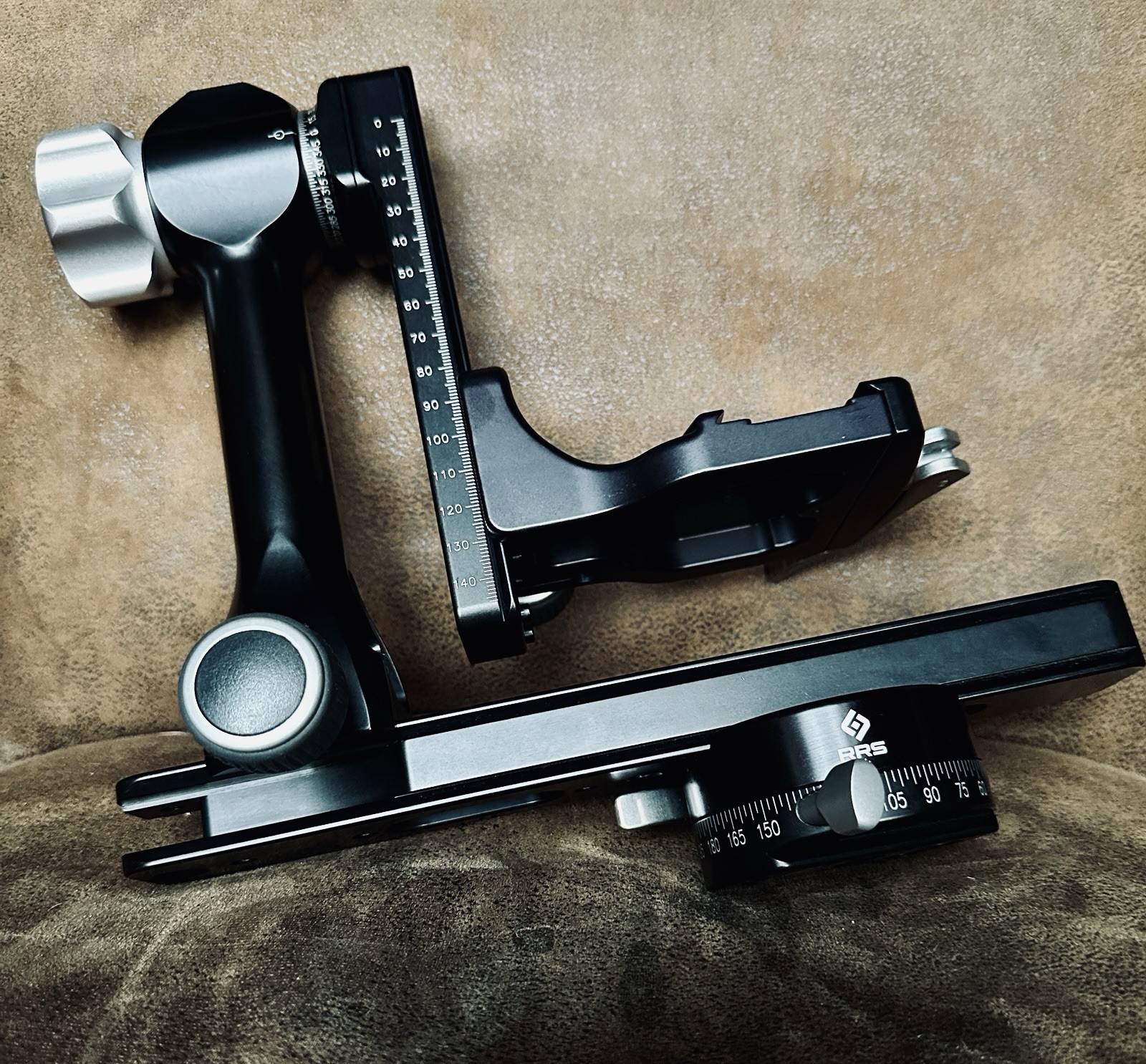 Really Right Stuff RRS PG-02 MK I Pano-Gimbal Head Used w/ Lens Coat Bag, Pouch