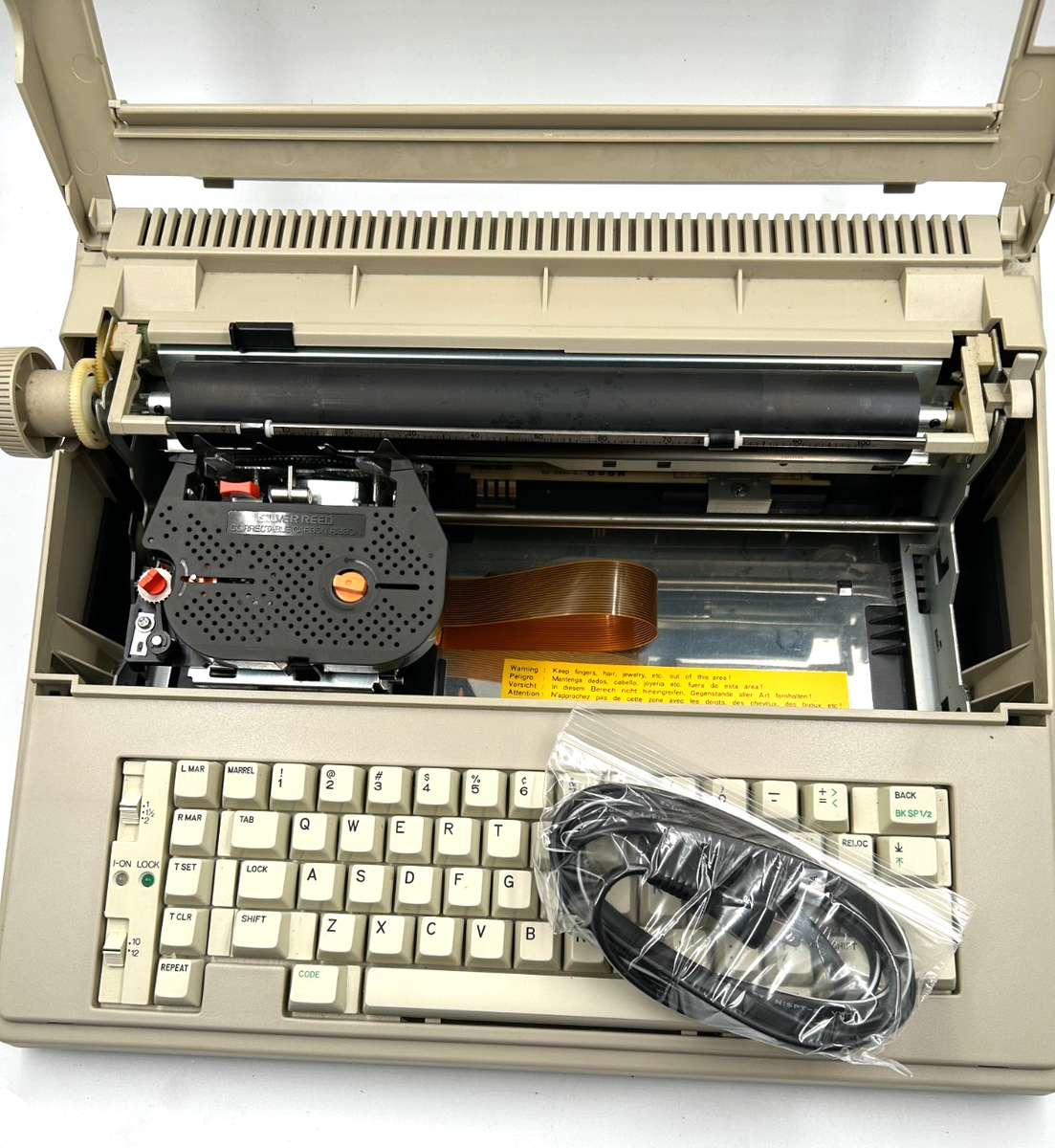 Silver Reed EZ 20 Typewriter | eBay